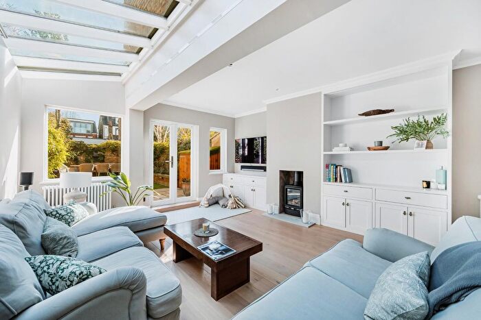 3 Bedroom Terraced House For Sale In Saville Road, Chiswick, London, W4
