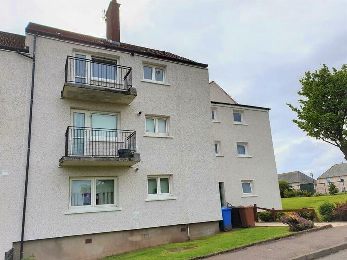 2 Bedroom Flat To Rent In Redmoss Road, Flat, Clydebank, G81