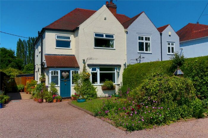 3 Bedroom Semi-Detached House For Sale In Tamworth Road, Furnace End, Birmingham, Warwickshire, B46