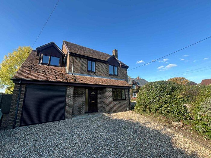 4 Bedroom Detached House To Rent In Stoney Lane Ashmore Green, RG18