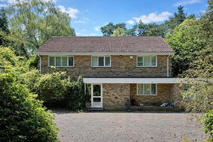 4 Bedroom Detached House For Sale In Azalea Way, Copped Hall, Camberley, GU15