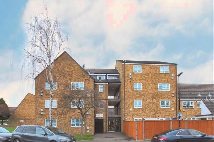 2 Bedroom Flat To Rent In Belgrave Road, Hounslow, TW4