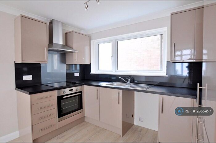 1 Bedroom Flat To Rent In The Barbican, Plymouth, PL1