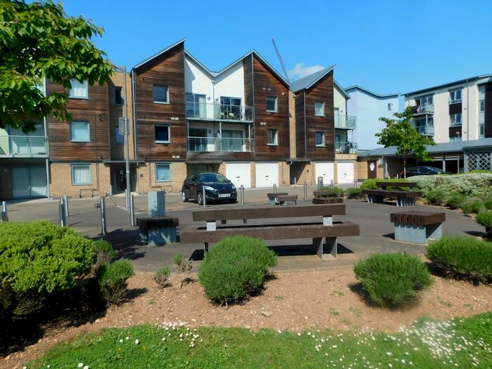 1 Bedroom Flat To Rent In Quayside Drive, Colchester, CO2