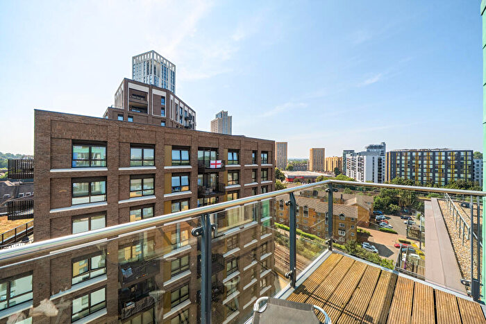 2 Bedroom Flat For Sale In Conington Road, London, SE13