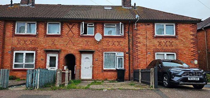 4 Bedroom Terraced House To Rent In Martival, Leicester, LE5