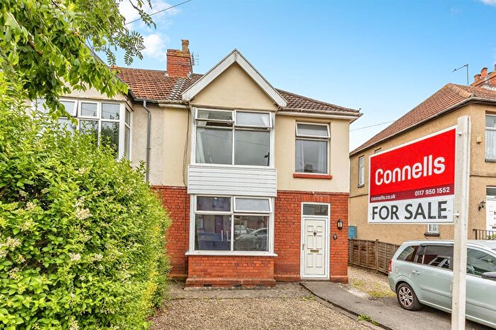 3 Bedroom Semi-Detached House For Sale In Eden Grove, Bristol, BS7