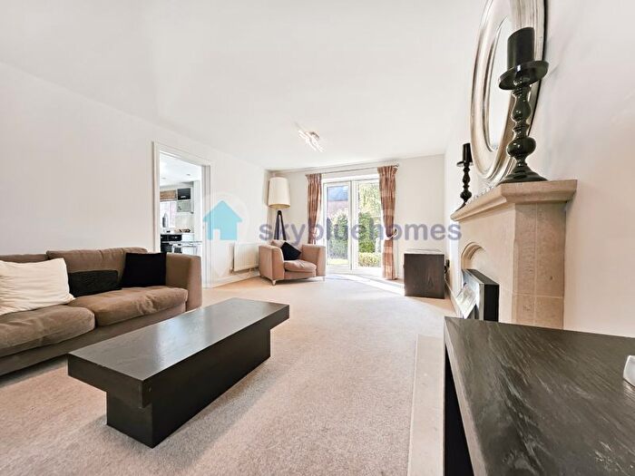 5 Bedroom Detached House To Rent In Exploration Drive, Leicester, LE4