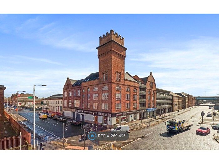 2 Bedroom Flat To Rent In West Street, Glasgow, G5