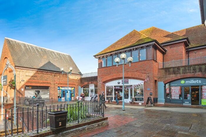 Flat For Sale In St. Martins Walk, Dorking, RH4