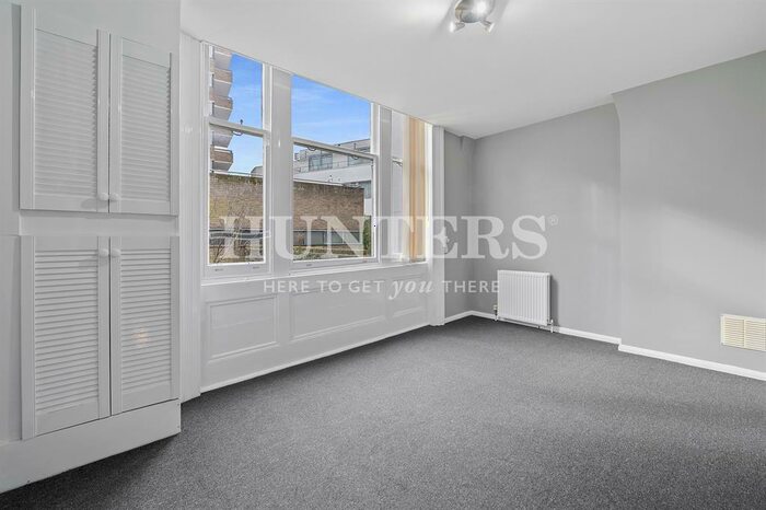 2 Bedroom Flat To Rent In Alexandra Road, London, NW8