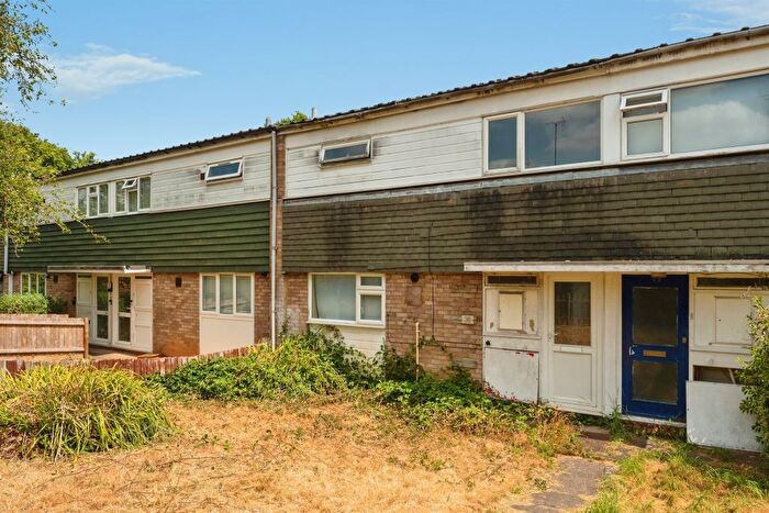 3 Bedroom Terraced House For Sale In Fladbury Close, Redditch, B98
