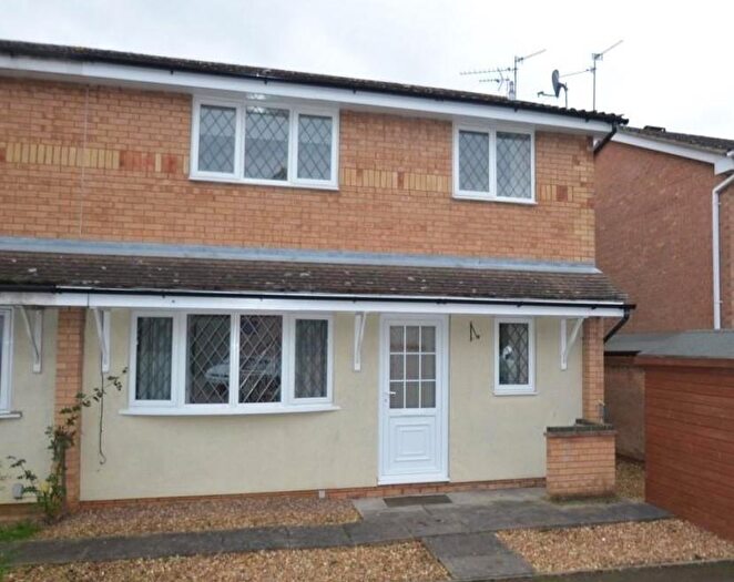 2 Bedroom Mews To Rent In Haweswater Road, Kettering, NN16