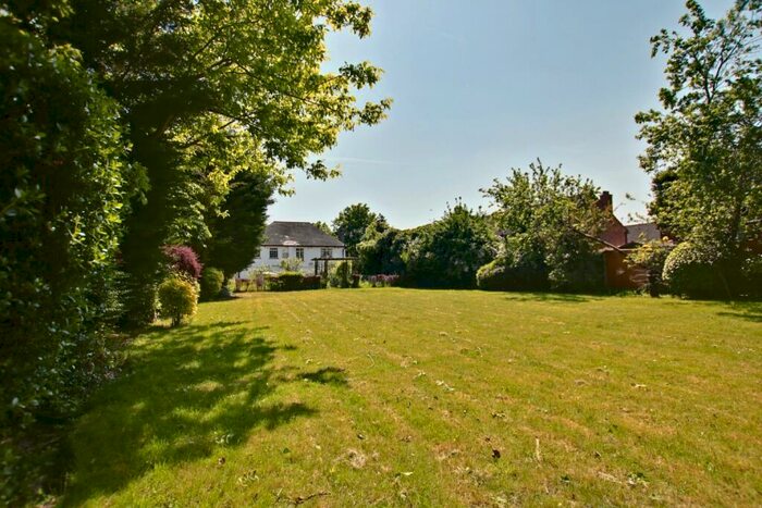 4 Bedroom Detached House To Rent In The Avenue, Beckenham, BR3