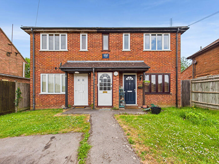 1 Bedroom Apartment To Rent In Jubilee Road, Stokenchurch, High Wycombe, Buckinghamshire, HP14