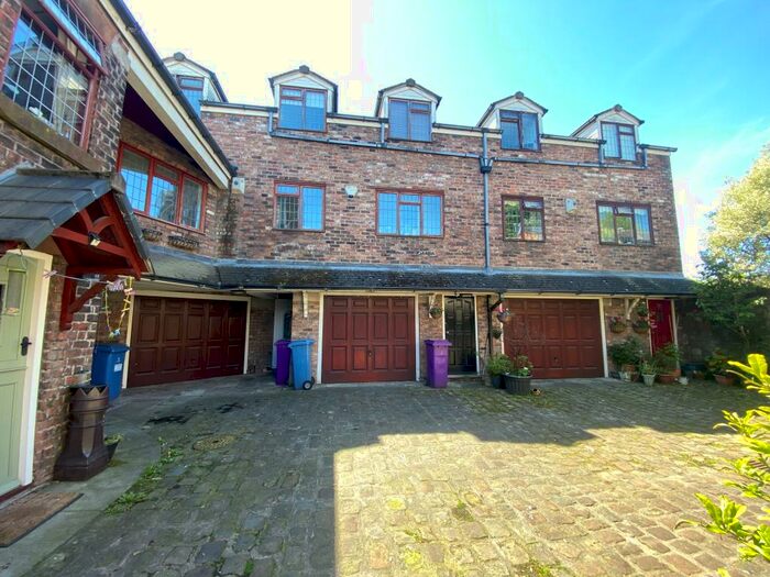 2 Bedroom House To Rent In Eaton Road North, L12