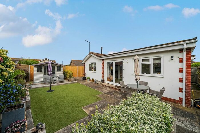 2 Bedroom Detached Bungalow For Sale In Old Farm Close, Bracklesham Bay, PO20
