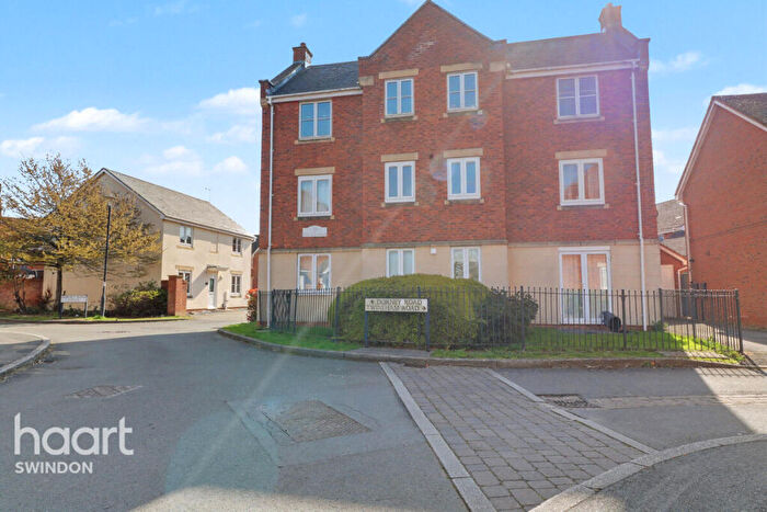 2 Bedroom Flat For Sale In Dorney Road, Swindon, SN25