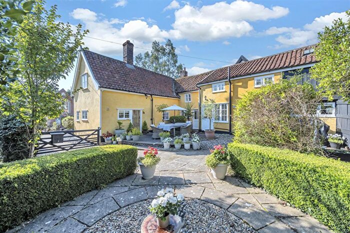 4 Bedroom Detached House For Sale In The Street, Wattisfield, Diss, IP22