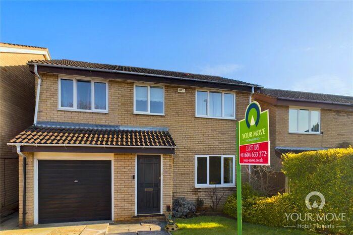 4 Bedroom Detached House To Rent In Beeston Avenue, Wakes Meadow, Northampton, NN3