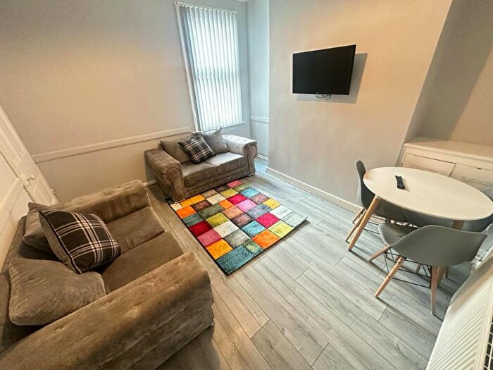 3 Bedroom Terraced House To Rent In Empress Road, Kensington Fields, L7