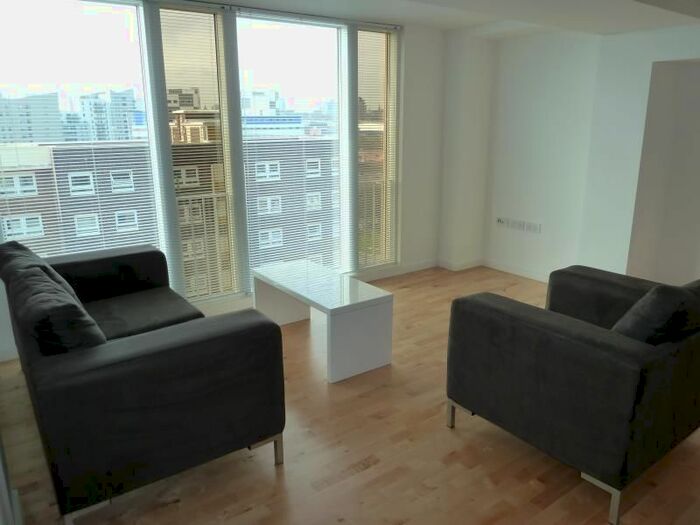 2 Bedroom Flat To Rent In Saxton, The Avenue, LS9