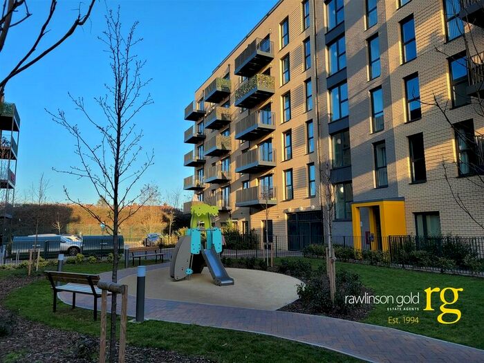 1 Bedroom Apartment To Rent In Halley House, Queensbury, NW9