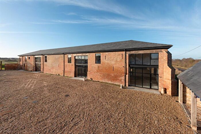 4 Bedroom End Of Terrace House For Sale In Frognal Farm Barns, Teynham, ME9
