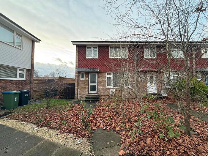 3 Bedroom End Of Terrace House To Rent In Fleetside, West Molesey, KT8