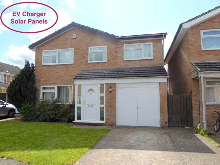 5 Bedroom Detached House To Rent In Moyne Close, Cambridge, CB4