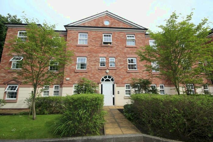 2 Bedroom Flat To Rent In Manthorpe Avenue, Worsley, M28