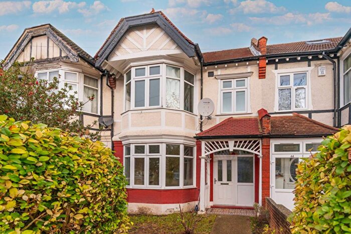 4 Bedroom Terraced House For Sale In Kilmartin Avenue, Norbury, London, SW16
