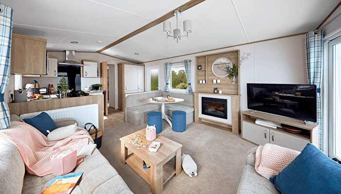 2 Bedroom Park Home For Sale In Ugthorpe, Whitby, YO21