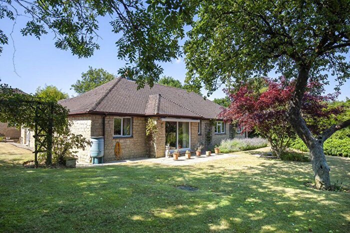 4 Bedroom Detached Bungalow For Sale In Angel Lane, Hindon, SP3