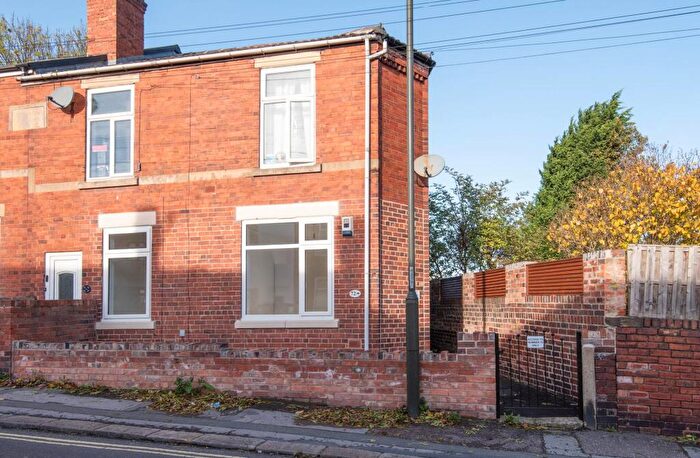 2 Bedroom Apartment For Sale In St. Johns Road, Chesterfield, S41