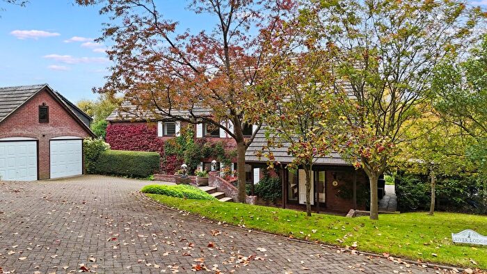 5 Bedroom Detached House For Sale In Priory Close, East Farleigh, ME15