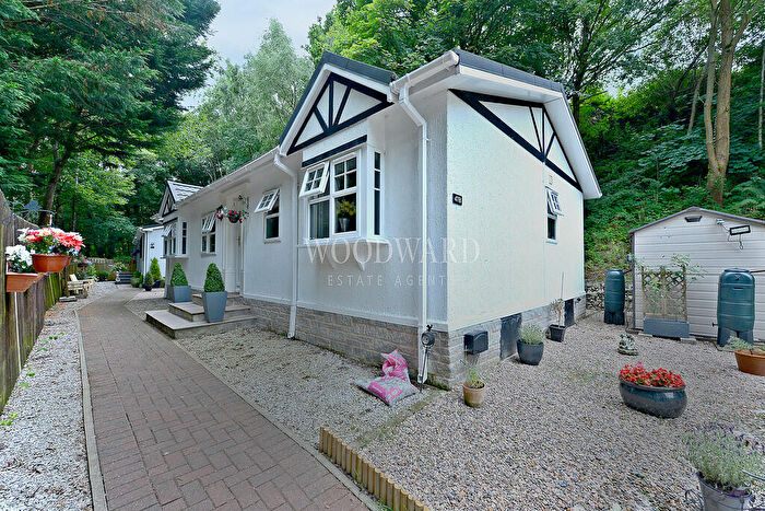 2 Bedroom Detached Bungalow For Sale In Cupola Park, Whatstandwell, DE4