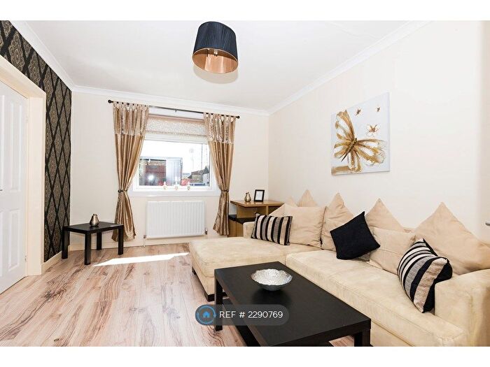 1 Bedroom Flat To Rent In Pittodrie Place, Aberdeen, AB24