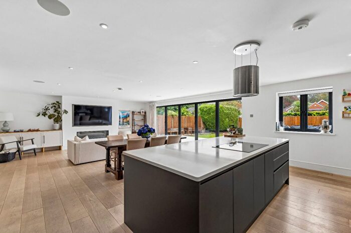 4 Bedroom Detached House For Sale In Back Lane, Bucks Horn Oak, Farnham, Hampshire, GU10
