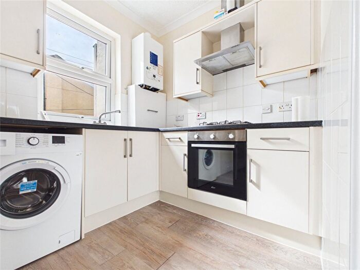 1 Bedroom Flat To Rent In North Street, Bedminster, Bristol, BS3