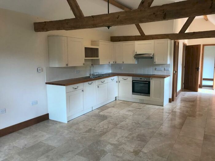 1 Bedroom Bungalow To Rent In Littleton Lane, Guildford, Surrey, GU3