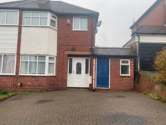 3 Bedroom Semi Detached House To Rent In Stanford Avenue, Birmingham, B42