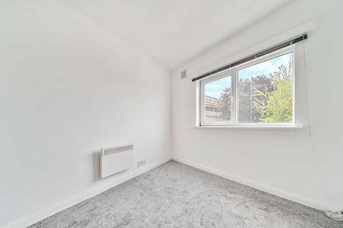 1 Bedroom Detached House For Sale In Courthill Road, Lewisham, London, SE13