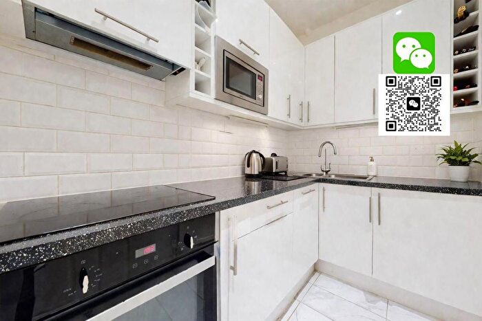 3 Bedroom Flat To Rent In Lexham Gardens, Kensington, W8