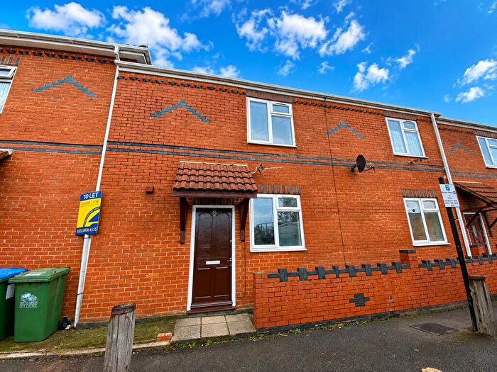 1 Bedroom Flat To Rent In Radcliffe Road, SO14