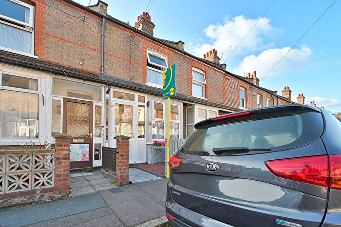 3 Bedroom Terraced House For Sale In Parker Street, Watford, WD24