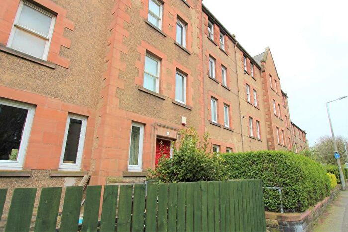 2 Bedroom Flat To Rent In South Sloan Street, Leith, Edinburgh, EH6
