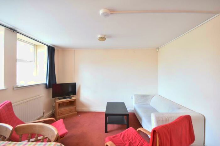 4 Bedroom Flat To Rent In Byron Street, Shieldfield, NE2