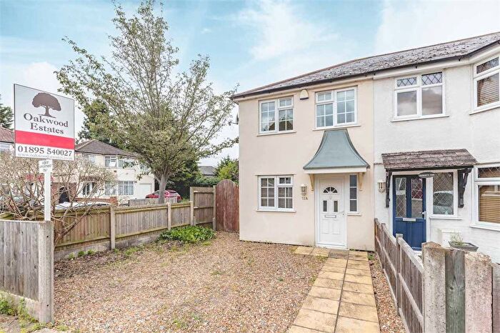 2 Bedroom Terraced House To Rent In Drayton Gardens, West Drayton, UB7