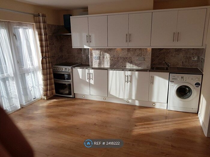 2 Bedroom Flat To Rent In Hemel Hempstead, Hemel Hempstead, HP3